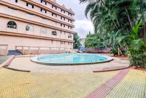 Dhuri Resort - Pool