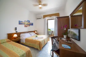 Hotel La Mandorla - Zimmer