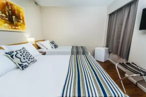 Hotel Nacional Inn Porto Alegre - Próximo ao Complexo Santa Casa e Araújo Viana - Chambre