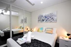 Coastal By Rockingham Apartments - Room