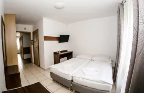 Motel w Łące - Camera