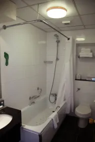 Holiday Inn Doncaster A1- M Jct 36 by IHG - Room