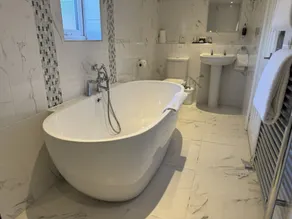 The Old Fourpenny Shop Hotel - Baño