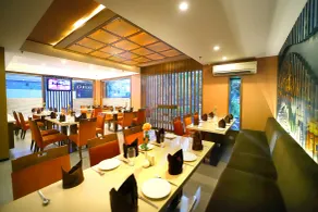 Southern Plaza - Restaurant