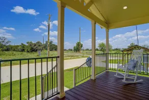 Tiny Home Retreat Close to Lake Granbury - Innvendig