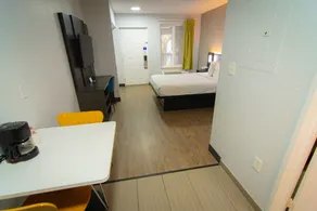 Studio 6 Extended Stay - Coral Springs, FL- Fort Lauderdale - Chambre