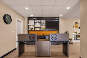 B&B HOTEL Jacksonville Airport - Newly Renovated! - Reception