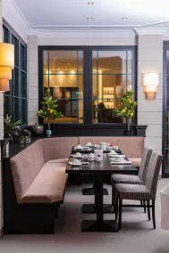 COURT HOTEL - Restaurant