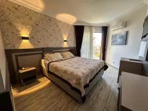 Monte Carlo Hotel - Room