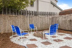 Updated Townhome: Near Airport & Shopping! - Intérieur