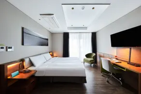 Felix by STX Hotel & Suite - Habitación