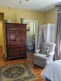 The Grand Lux Inn - Room