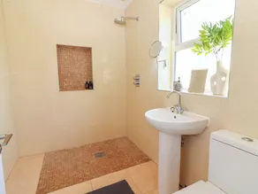 Cottage View - Bathroom