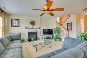10 Mi to Dtwn Greensboro: Family Gem w/ Yard - Innvendig
