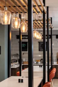 Holiday Inn & Suites Detroit - Troy by IHG - Restaurant