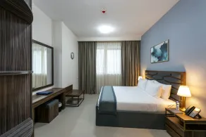 Luxe Grand Hotel Apartments - Chambre