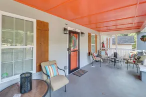 Updated Farmhouse w/ Yard, 10 Mi to Dtwn Atlanta - Innenbereich