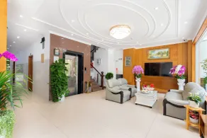 Novena Hotel - Salottino della hall