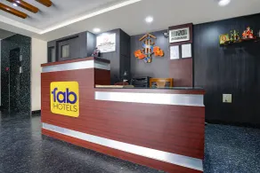 FabHotel Prestige - Nr Maapusa Bus Stop - Recepción