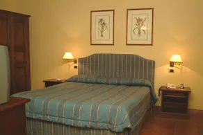 Hotel La Ville - Rum