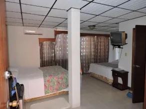 Spindrift Hotel - Room
