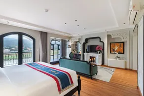 Ella Riverside Hotel - Room
