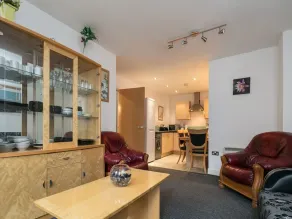 My-Places Serviced Apartments - Zimmer