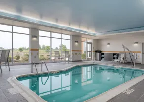 Fairfield Inn & Suites by Marriott Jeffersonville I-71 - Basseng