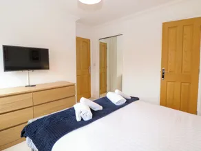 19 Stablefield Way - Værelse