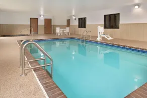 Super 8 by Wyndham Sioux Falls - Piscine
