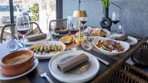 Delphi Hotel & Restaurant - Restaurant