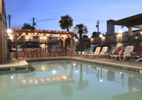 Thunderbird Lodge - Piscine