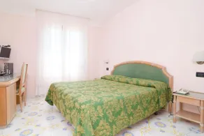 Hotel Terme Saint Raphael - Rum