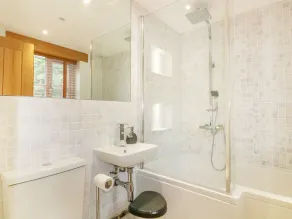 CRAFT Farm COTTAGE, Haustier freundlich in Lanlivery, Cornwall, Ref 992083 - Badezimmer