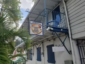 The Landmark Apartment - Restaurant
