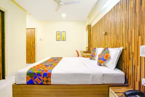 FabHotel Kuber - Room