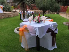 The Orchards Executive Accomodation - Restaurant