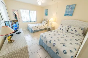 Sandcastles - Cocoa Beach Oceanfront Condos with Heated Pool Tennis - Room