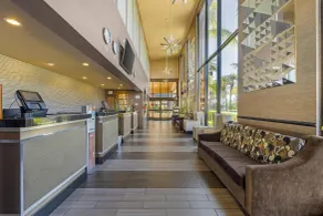 Best Western Plus Stovall's Inn - Lobby