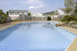 Howard Johnson by Wyndham Williamstown - Piscine