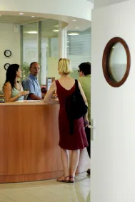 ETHIC ETAPES DIJON Accueil 24h24 et parking gratuit - Réception