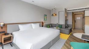 Holiday Inn Xi'an Chanba by IHG-Near Xi'an International Convention Exhibition Center and Shopping mall and The Romantic show of Xi'an-Free Luggage Storage-English Service - Zimmer