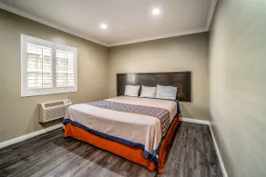 Regency Inn & Suites Downey - Rum