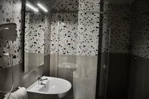 Hotel Vino - Bathroom