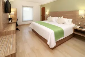 Wyndham Garden Monterrey Valle Real - Chambre
