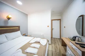 LAOS OTEL - Habitación