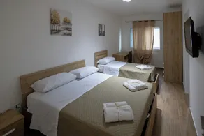 Elysium Guest House - Rum