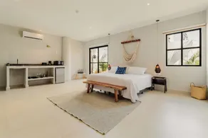 *CASA ALUXES- Guesthouse* - Room