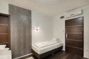 Paulay Downtown Apartments - Rom