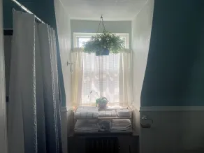 2Br Private Victorian Apartment in City Location on Half Acre Sleeps 5 - Bad
